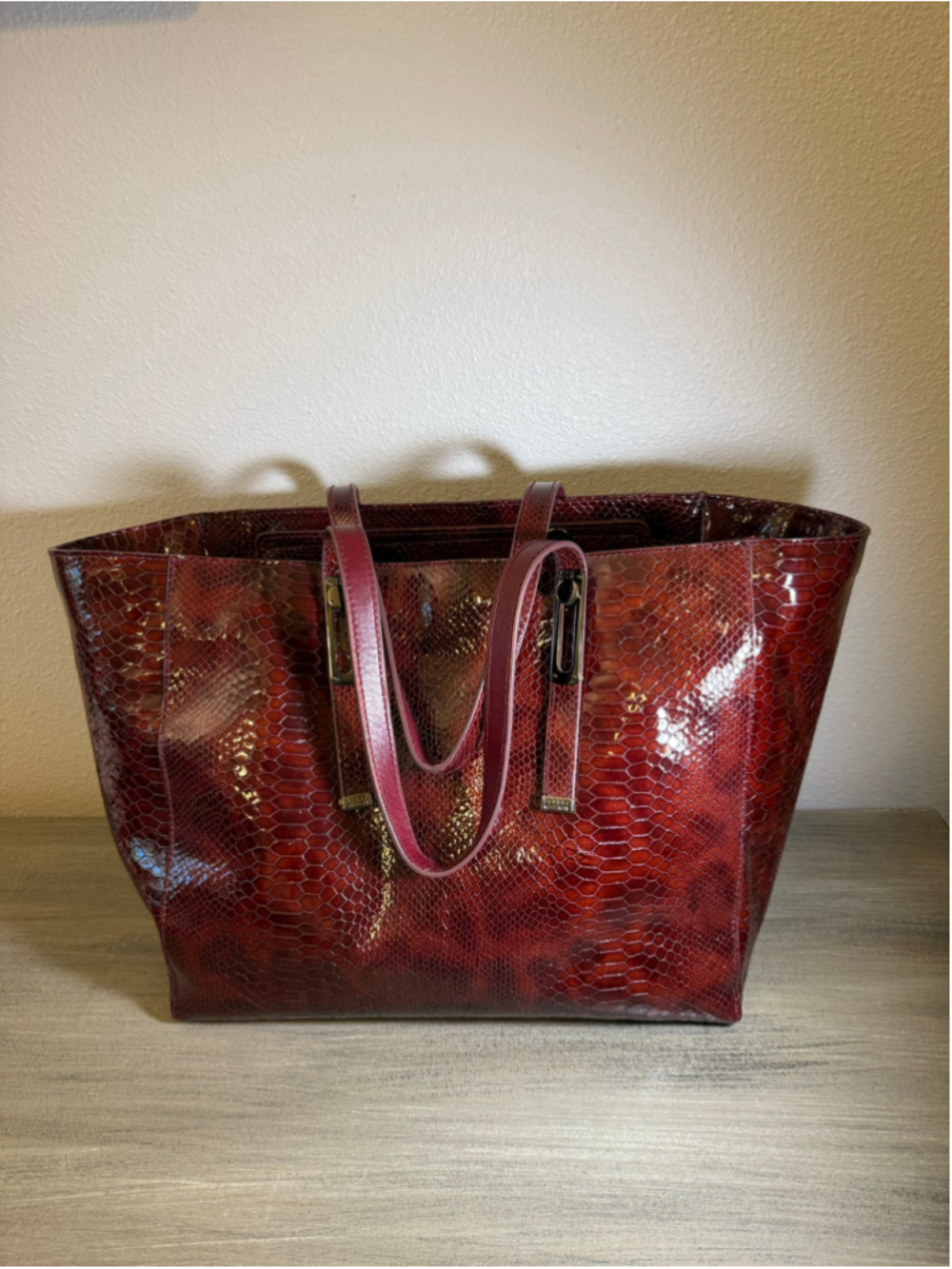Stuart Weitzman Pantheon Tote Bag – Red Snakeskin – Excellent Condition